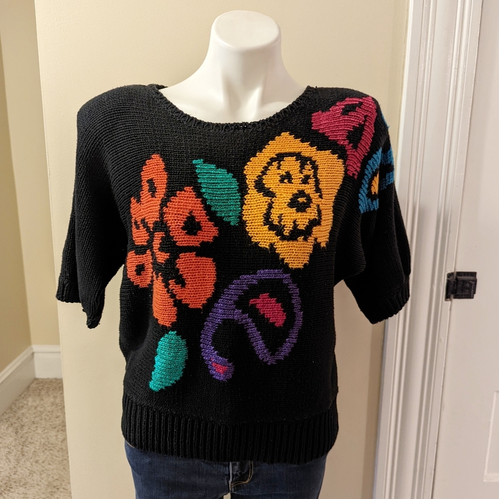 Vintage Jimmy Somiu black with colorful floral print hand loomed sweater size M